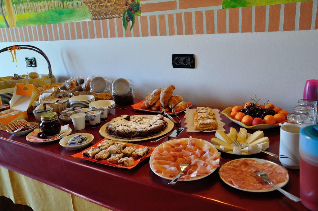 Agriturismo Ai Ciliegi Bardolino Luaran gambar